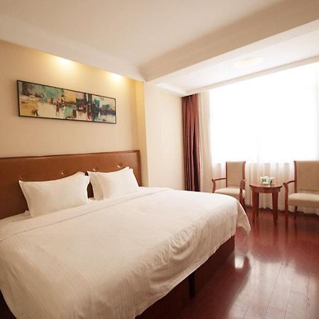 Greentree Inn Hainan Haikou East Train Station East Fengxiang Road Business Hotel Ngoại thất bức ảnh
