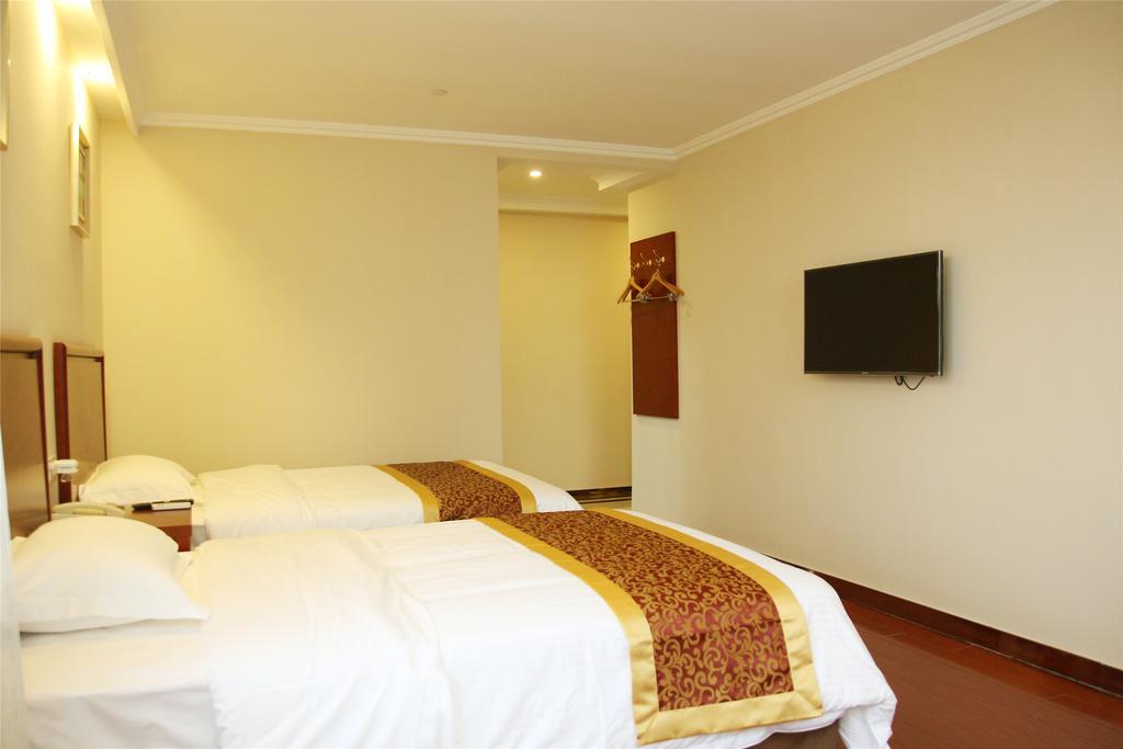 Greentree Inn Hainan Haikou East Train Station East Fengxiang Road Business Hotel Ngoại thất bức ảnh