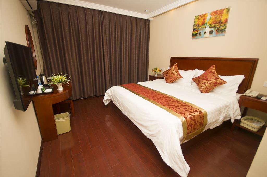 Greentree Inn Hainan Haikou East Train Station East Fengxiang Road Business Hotel Ngoại thất bức ảnh