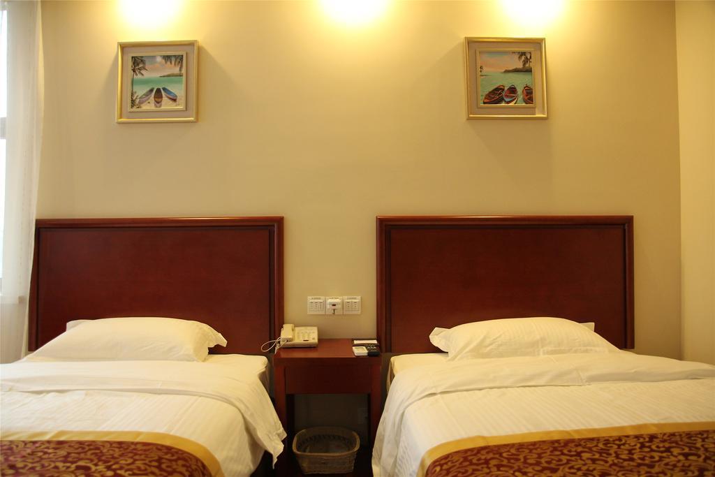 Greentree Inn Hainan Haikou East Train Station East Fengxiang Road Business Hotel Ngoại thất bức ảnh