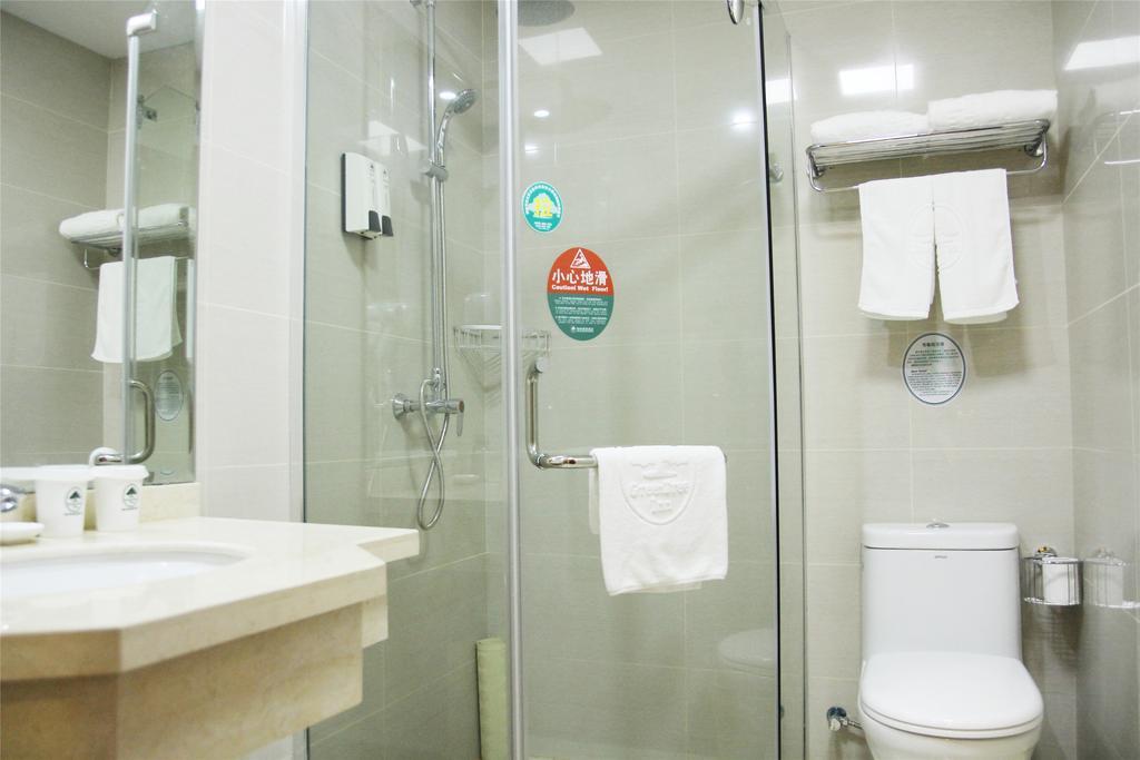 Greentree Inn Hainan Haikou East Train Station East Fengxiang Road Business Hotel Ngoại thất bức ảnh